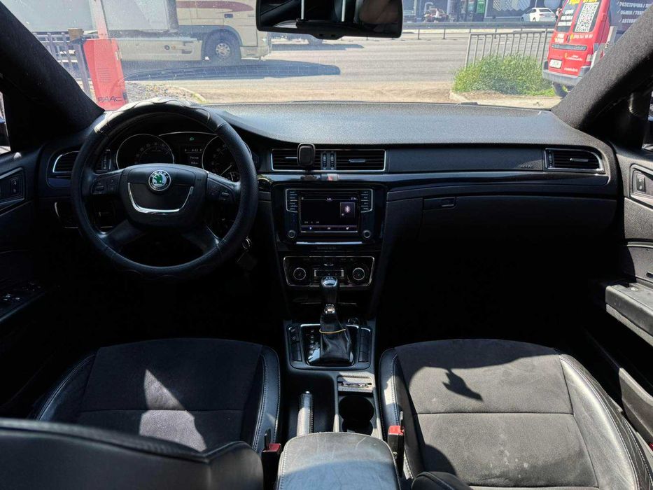 Skoda Superb 2009р 2,0 Дизель! Автомат! Обмін! Розстрочка!