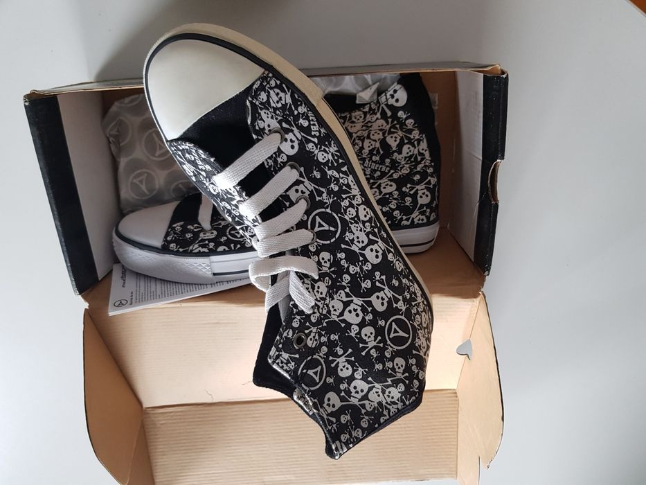 Trampki Diverse Nowe 43