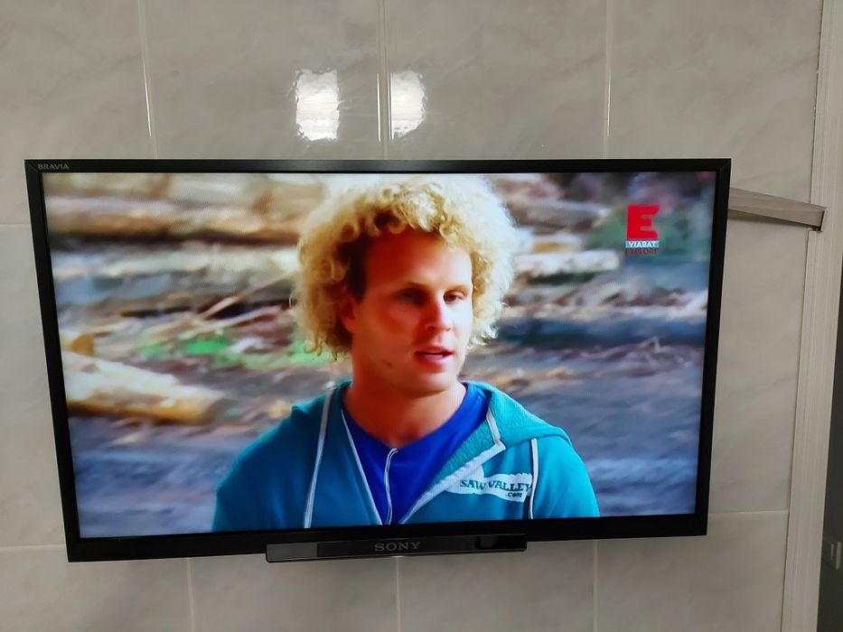 Телевизор Sony KDL-24W605A