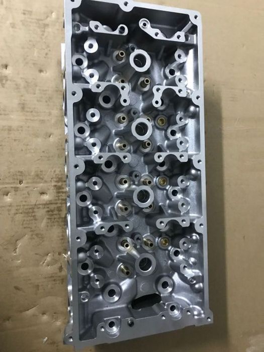 Cabeça motor Mercedes Toyota Nissan Mitsubishi Mazda Renault Isuzu ETC