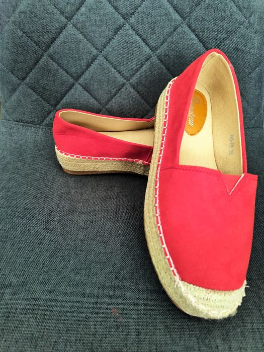 Espadryle damskie nowe 39