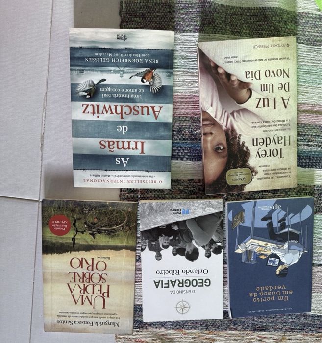 Livros em diferentes preços