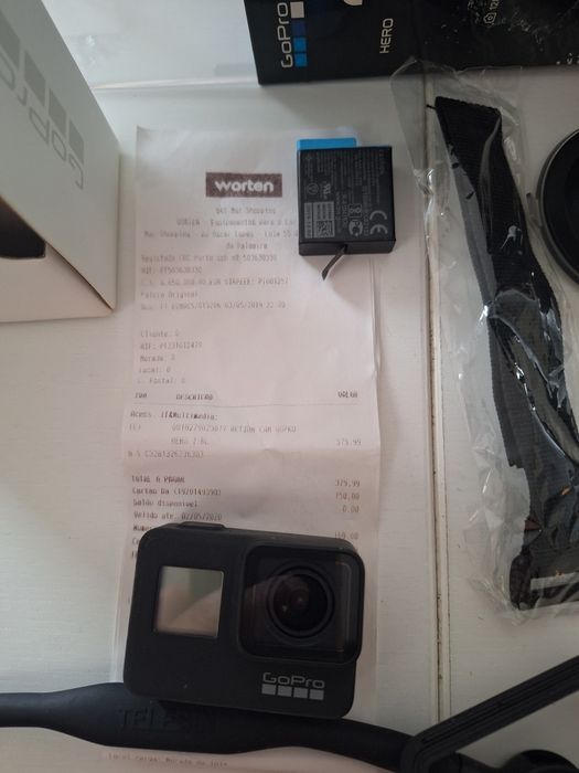 Go Pro 7 , com tudo que é acessório e duas baterias como novo