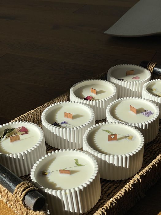 Свеча из соевого воска с деревянным фитилем