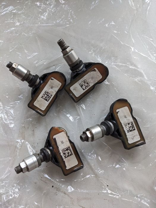 датчики тиску в шинах volkswagen passat CC