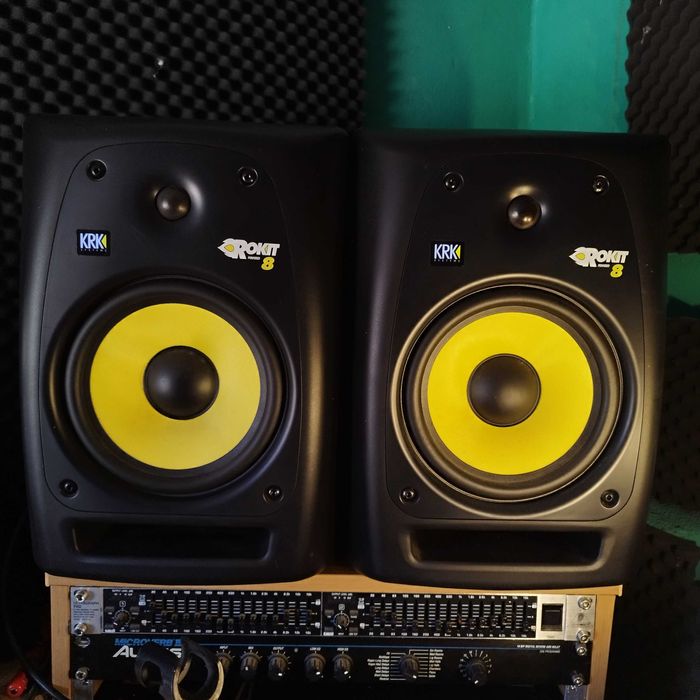 Monitores Krk rockit 8 G2