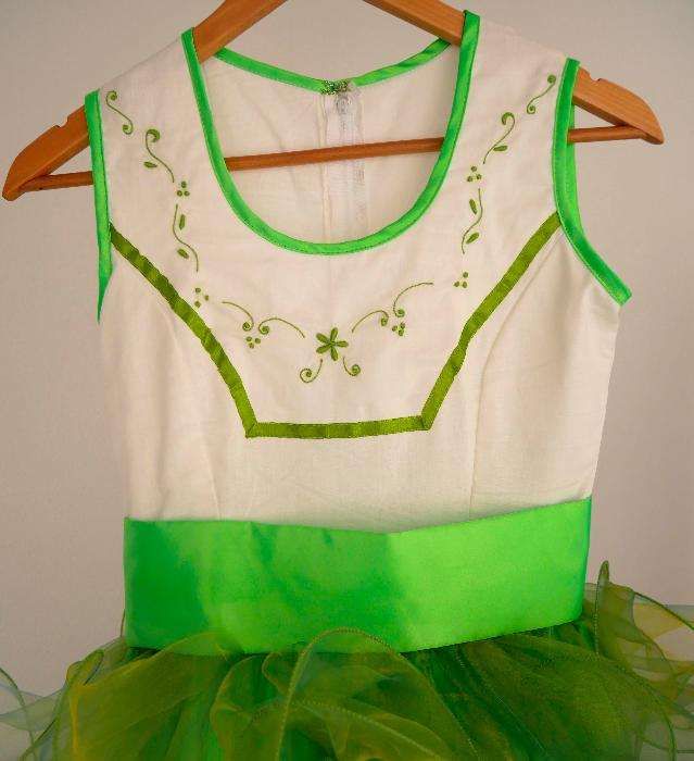 Vestido disfarce fantasia portes incluídos !!