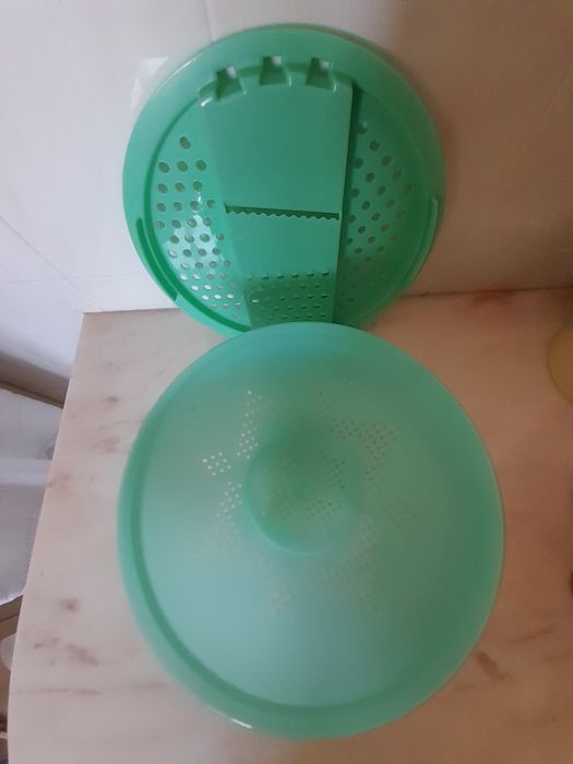 Vários tupperwares430582819591956481