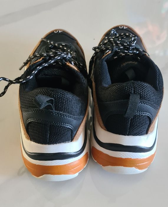 Кросівки (під Balenciaga), 39-40 р.