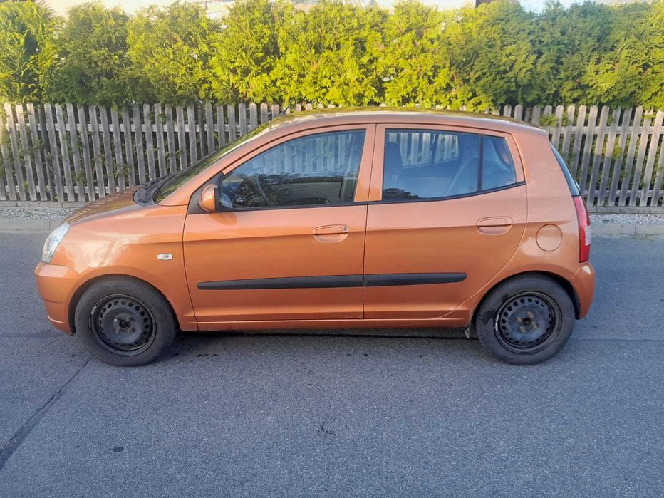 Kia Picanto samochód osobowy