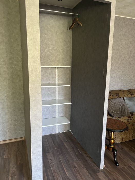 Сдам 1 ком квартиру . Жасминовый Бульвар 20. 2/5