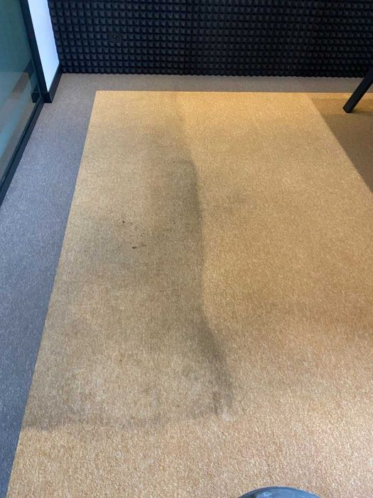 Прання (чистка) килимів (ковров), килимових покритів, мягких меблів