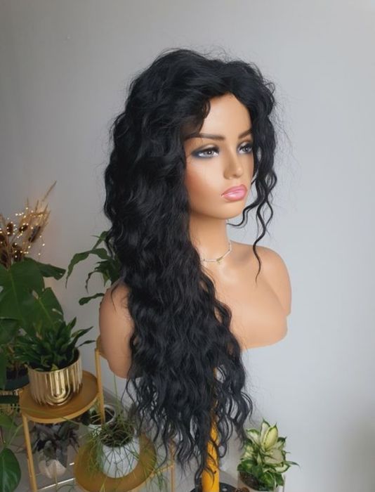 Peruka loki fale czarna naturalna fryzura Shakira