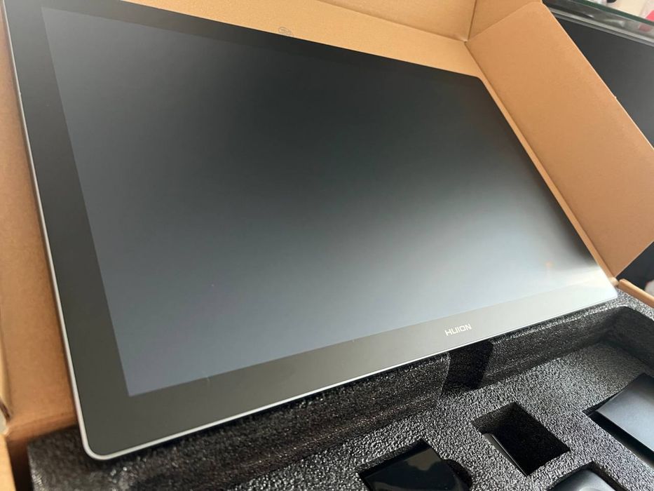 Huion Kamvas Pro 19 (4K Ultra HD) PenTech 4.0