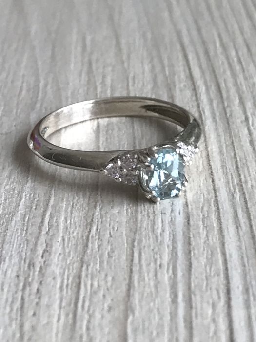 Кольцо аквамарин серебро