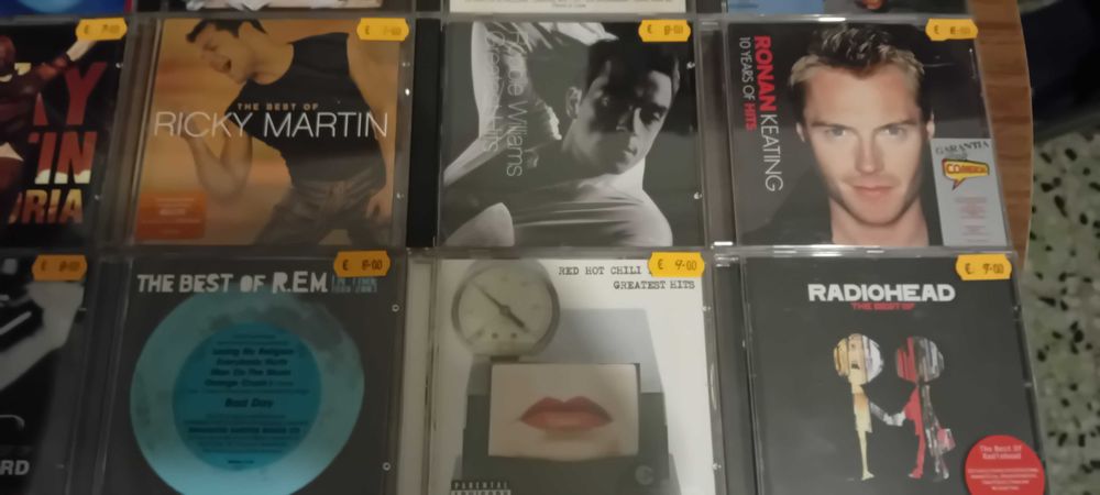 Música em CD Best Of ou Greatest Hits Internacionais Letra R.
