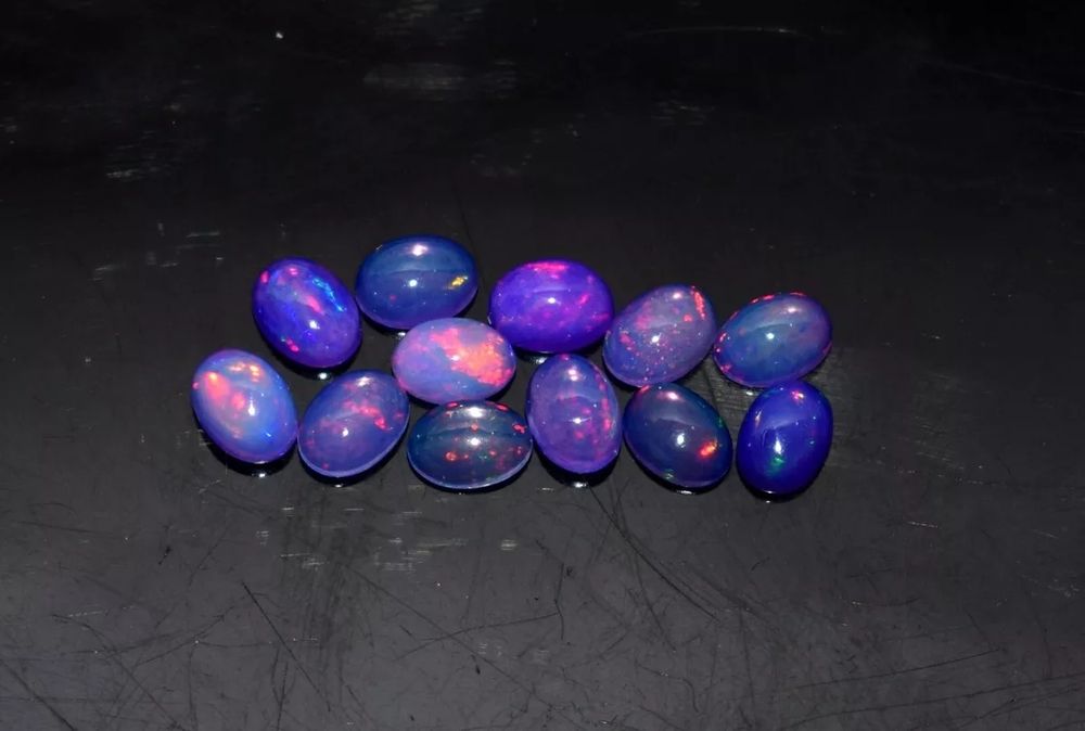 Opal szlachetny _ 3D _  VVS _ na złoty pierścionek, kolczyki _ fiolet