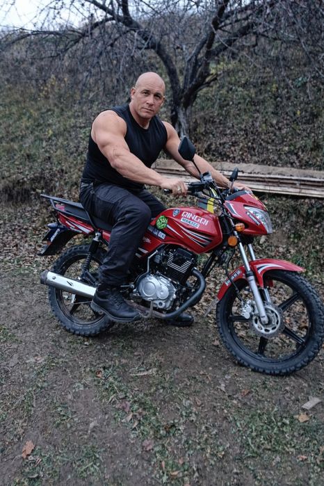 !СТРОЧНО! Продам мотоцикл странгер 150