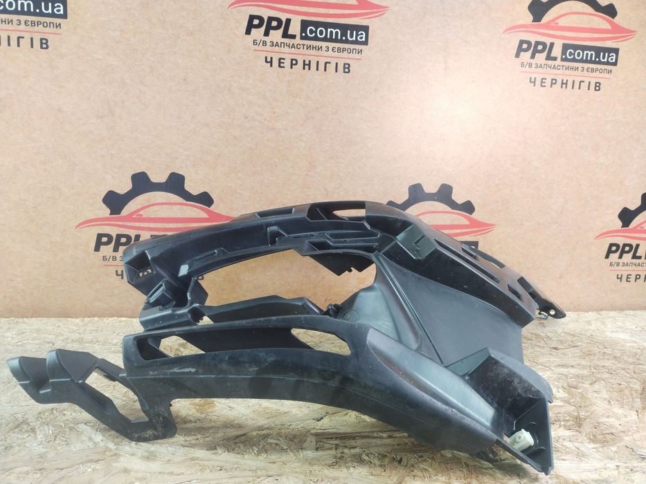 BMW 1 F40 2019- кронштейн туманки бампера переднего левый 51117459713