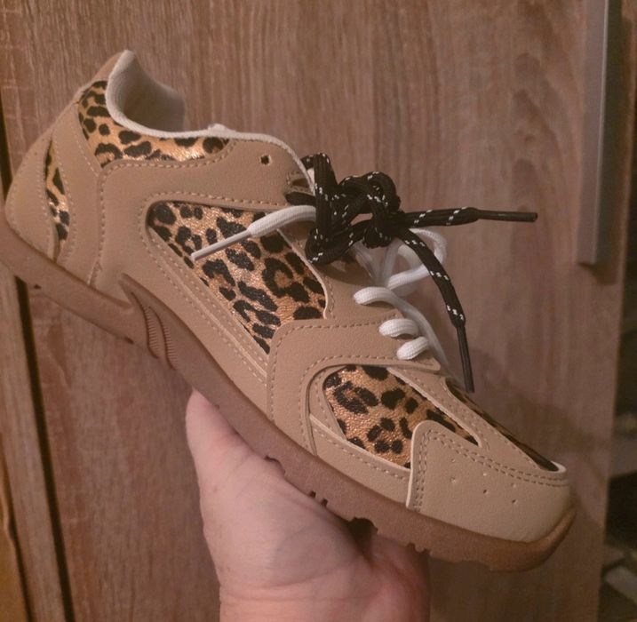 Tenisówki wzór panterka