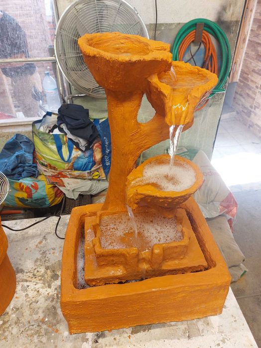 Cascata de Água feita à mão