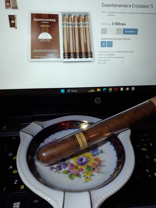 Фарфоровая пепельница ГДР. Цветной хрусталь ГДР