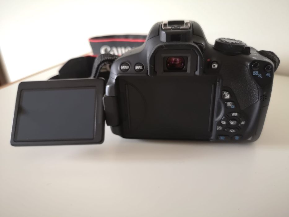 Canon EOS 700D + Extras | Impecável