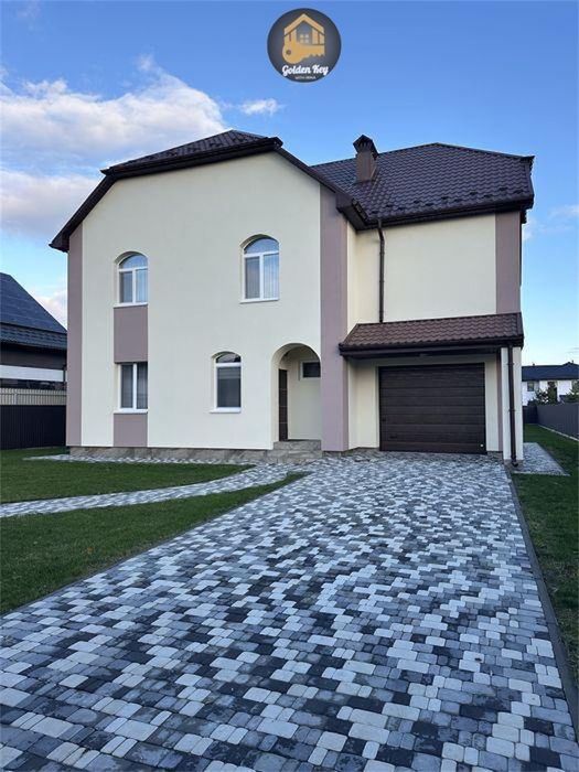 Продам Просторий Мебльований Будинок 220м2, 10соток , с. Гора , 10км