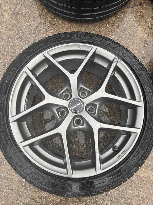 BORBET 17" 5x114.3 + Michelin 205/45 R17