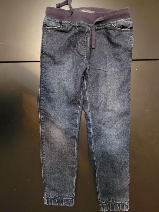 Spodnie jeans ocieplane polarem r. 104