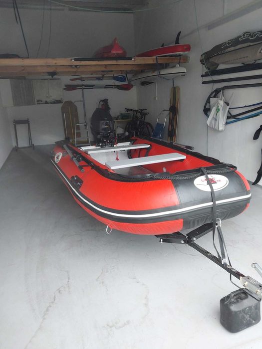 Ponton ze sztywną podłogą Lava Marine