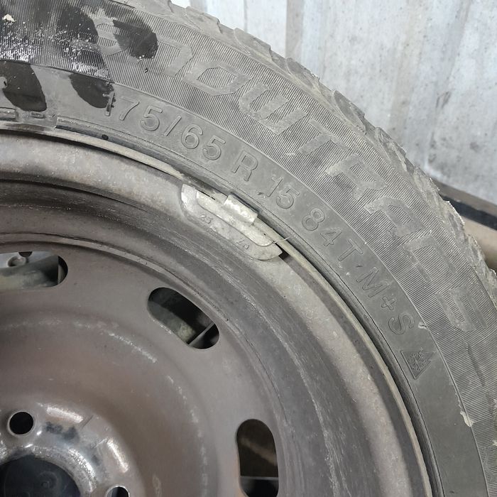 Felgi stalowe 4x108 opony zimowe 15 peugeot citroen ford