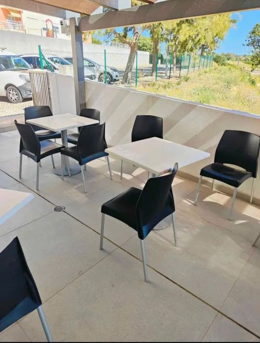 Conjunto mesa + 4 cadeiras exterior