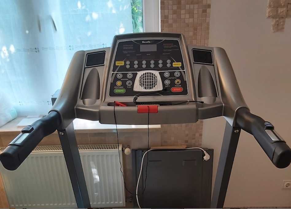 Беговая дорожка Housefit HT 9144E1