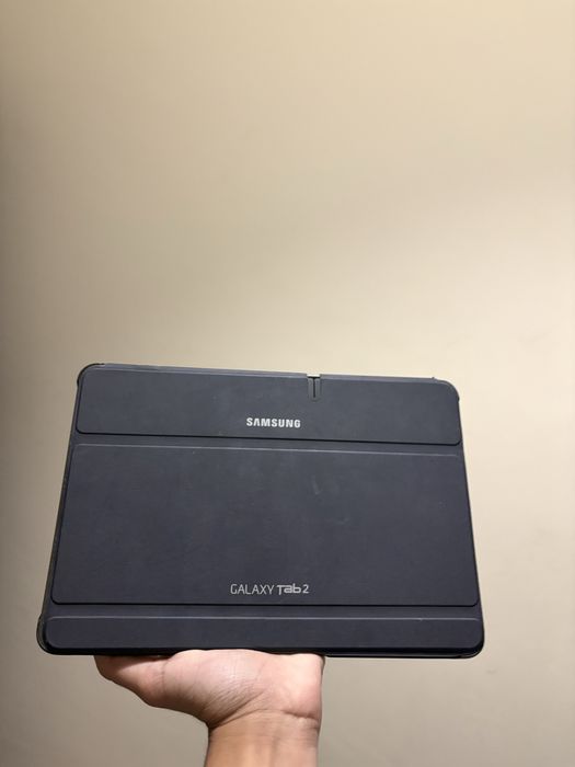 Samsung Galaxy Tab 2 10.1 GT-P5100 com Android 4.2.2.