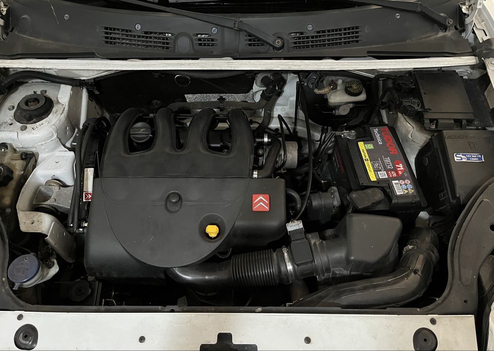 Citroen Berlingo 1.9 muito estimada