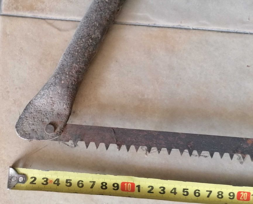 Serra ou serrote lenha ou outros, 90 cm, por 5€
