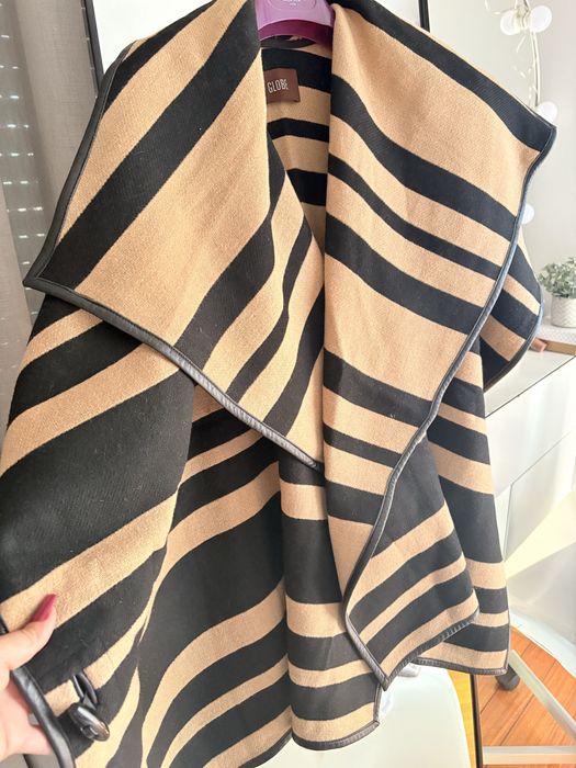 Ponchos alta qualidade com forro.