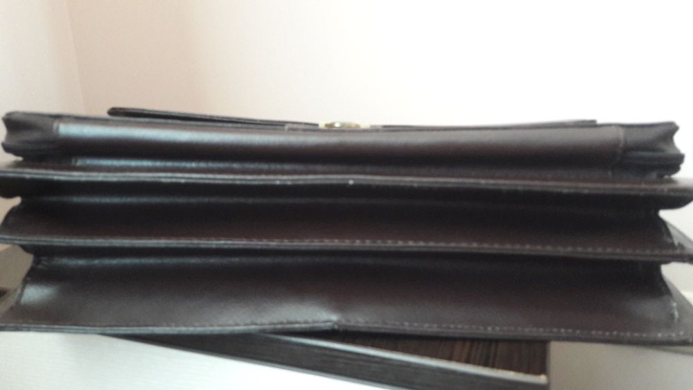 Портфель кожаный GARDINI