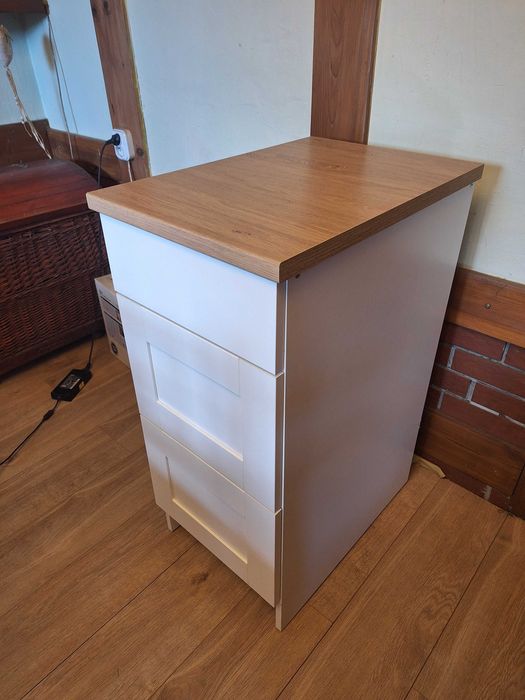 Szafka nowa, nieużywana