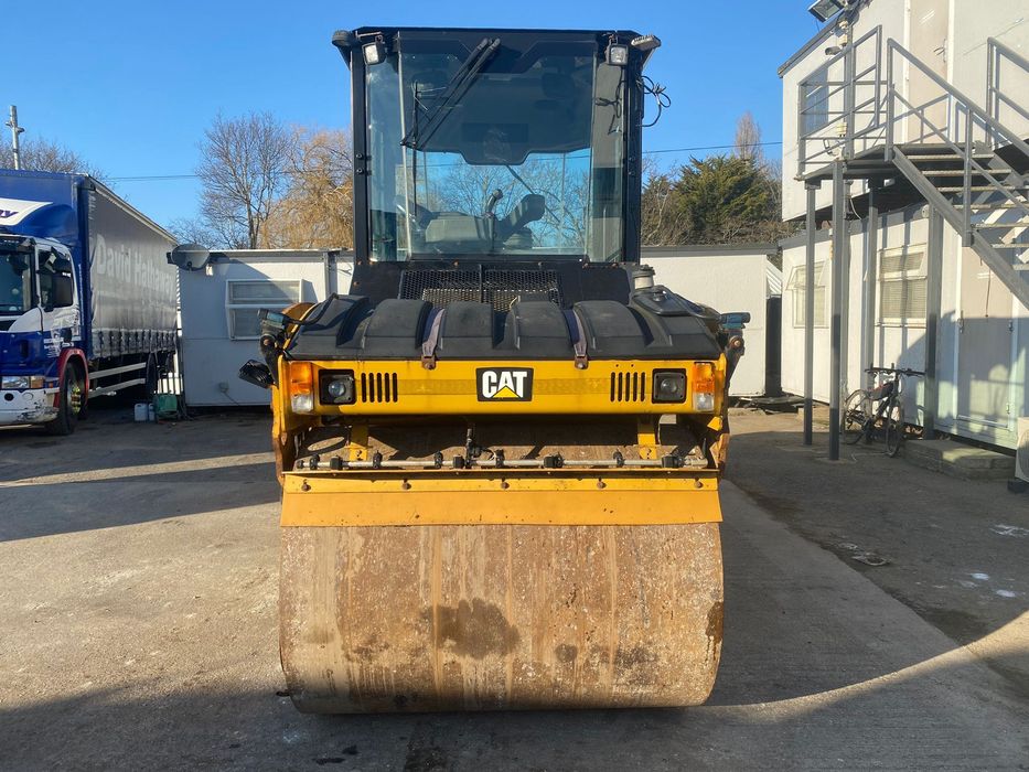 walec wibracyjny CAT CB44B super stan caterpillar CB 44