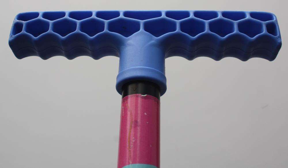 Canguru Barbie - o brinquedo desportivo perfeito para seus filhos