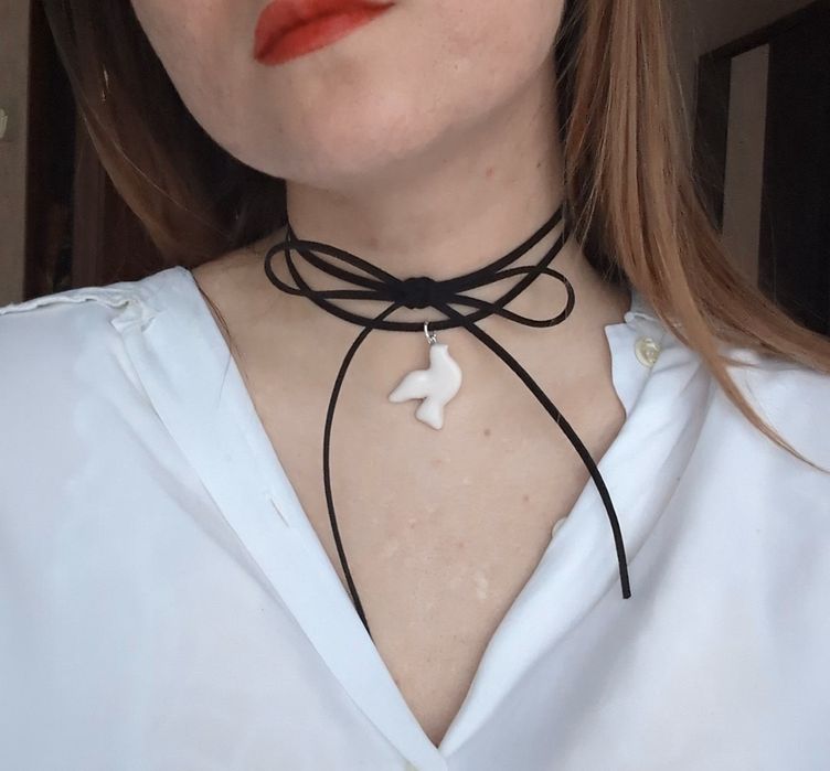 Чокер підвіска Ластівка Горлиця Голубка ручної роботи