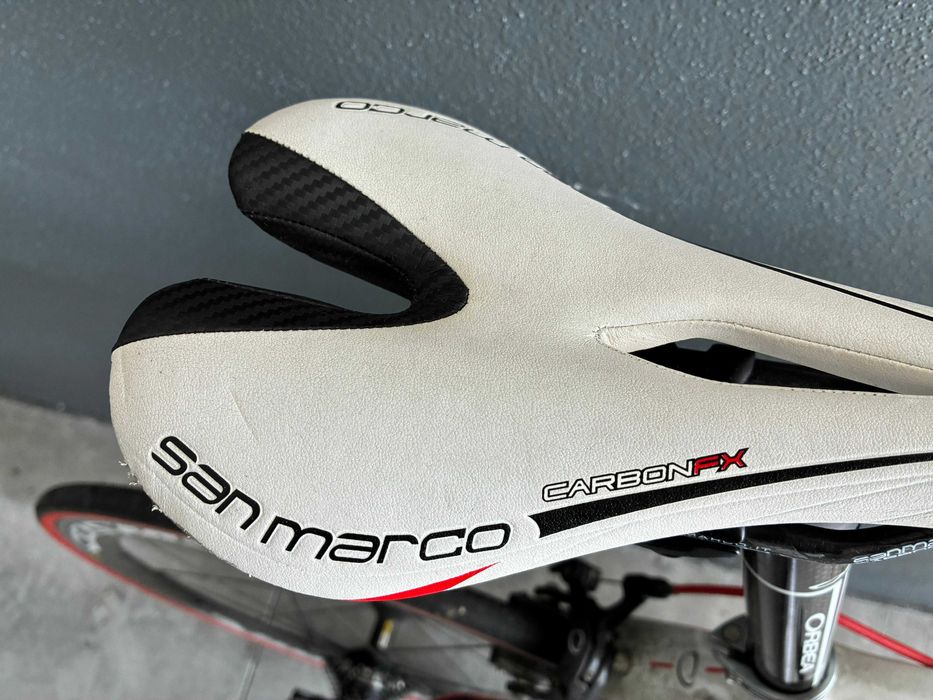 Bicicleta Orbea Orca c/ rodas Mavic e medidor de potência