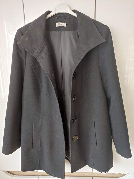 Czarna zimowa kurtka damska 42 44