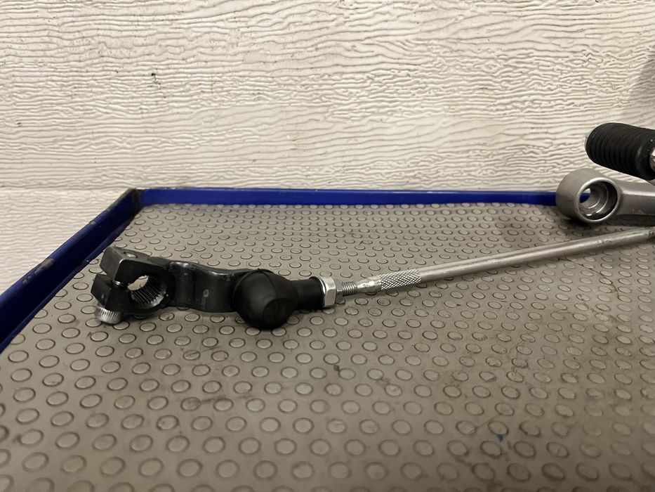 Lewy set yamaha xsr 900 podnóżek