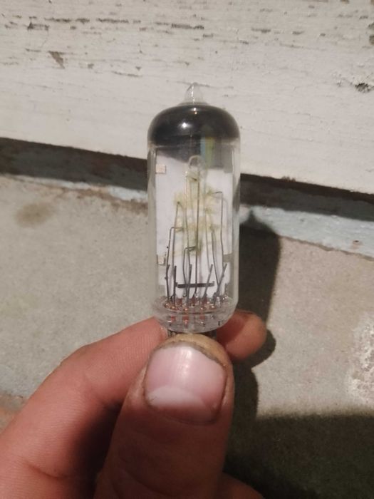 Индикаторна лампа ИН-12