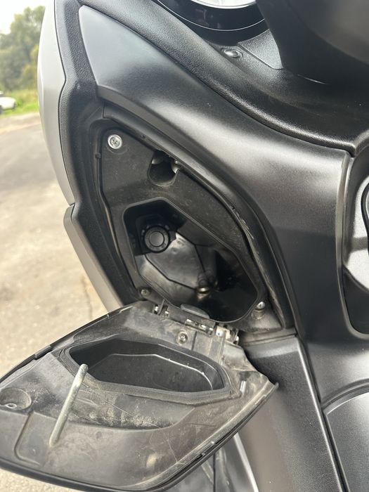 Продаю yamaha x max 300 2021 рік