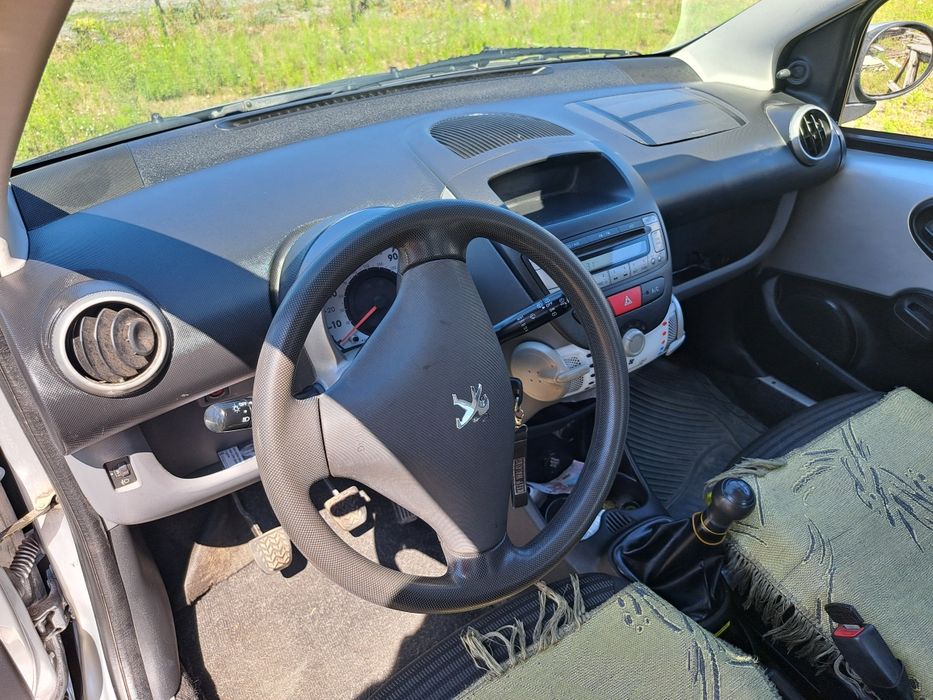 Пежо в доброму стані