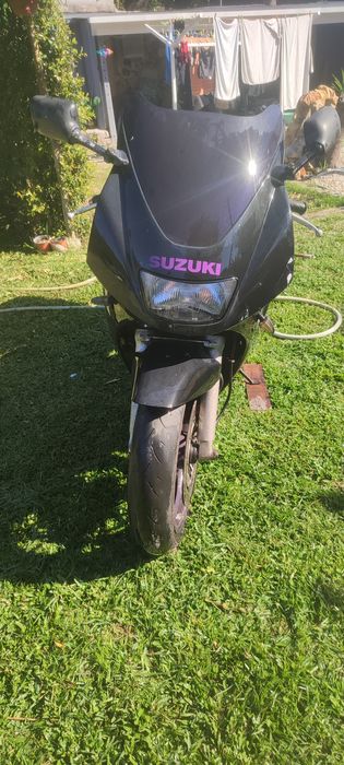 Mota Suzuki rf900